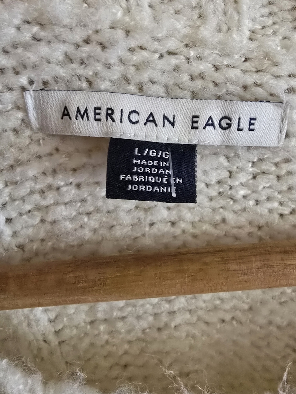 American Eagle Cream Cable Knit Oversized Crewneck Sweater Large Coquette Soft - Picture 5 of 7